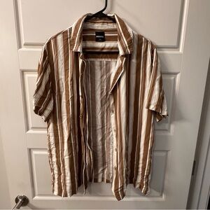 Tilly’s Men's Casual Brown and White Stripped Shirt Size Large